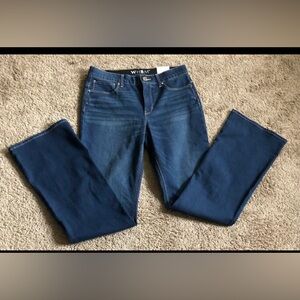 WHBM  High-Rise Stretchy Semi Wide Legs  Blue Jeans-